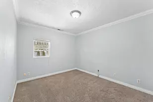 624 S Ivy St, Medford, OR 97501 - Photo 16