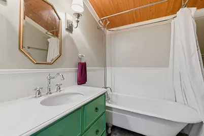 125 SE D Street, Madras, OR 97741 - Photo 20