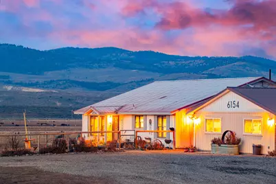 6154 John Day Highway, Ironside, OR 97908 - Photo 2