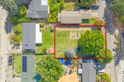 Kellogg Street, Gold Hill, OR 97525 - Photo 1