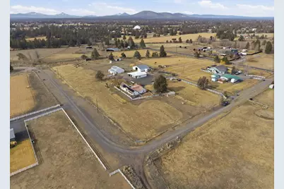 7123 SW 51st Street, Redmond, OR 97756 - Photo 1