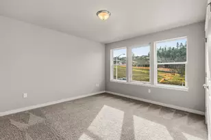 1153 Pumpkin Ridge Dr, Eagle Point, OR 97524 - Photo 32