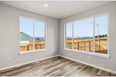 1153 Pumpkin Ridge Drive #322, Eagle Point, OR 97524 - Photo 12