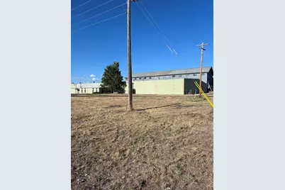 411 Snow Mountain Avenue, Hines, OR 97738 - Photo 8