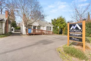 27 Crater Lake Ave, Medford, OR 97504 - Photo 24