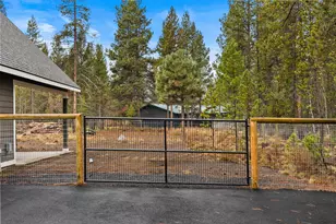 17008 Sharp Dr, Bend, OR 97707 - Photo 6