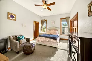 4182 N Roxy Dr, Medford, OR 97504 - Photo 36