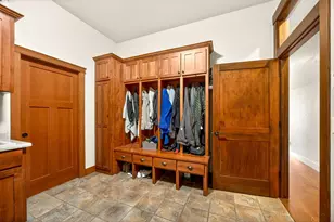 4182 N Roxy Dr, Medford, OR 97504 - Photo 34