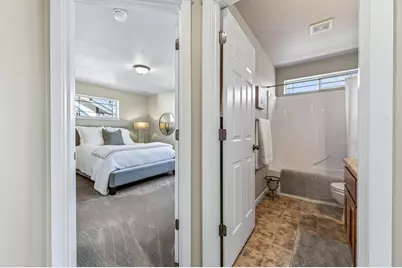 62661 Hawkview Road, Bend, OR 97701 - Photo 32