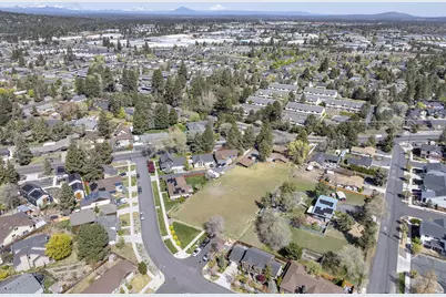 2640 NE 8th Street, Bend, OR 97701 - Photo 6