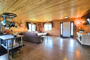 17275 Water Gap Rd, Williams, OR 97544 - Photo 10