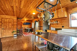 17275 Water Gap Rd, Williams, OR 97544 - Photo 14