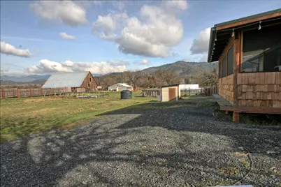 17275 Water Gap Road, Williams, OR 97544 - Photo 30