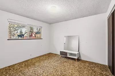 306 SW 3rd Street, Grants Pass, OR 97526 - Photo 10