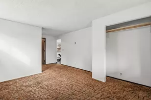 306 SW 3rd St, Grants Pass, OR 97526 - Photo 14