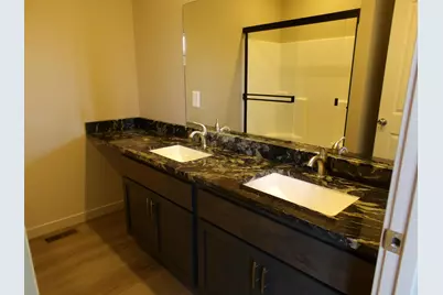 3236 NW Dogwood Avenue #Lot 27, Redmond, OR 97756 - Photo 12