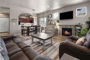 21331 NE Eagle Crossing Ave, Bend, OR 97701 - Photo 6