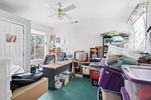 425 S Oakdale Ave, Medford, OR 97501 - Photo 28