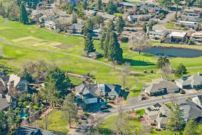 3192 Arnold Palmer Way, Medford, OR 97504 - Photo 6