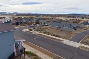 433 SE Larkspur Dr, Madras, OR 97741 - Photo 54