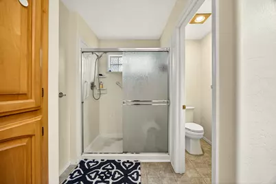 884 Mendolia Way, Central Point, OR 97502 - Photo 16