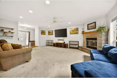 884 Mendolia Way, Central Point, OR 97502 - Photo 10