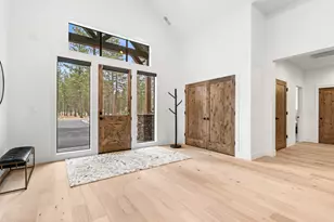 56282 Elk Run Dr, Bend, OR 97707 - Photo 12