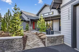 19169 NW Mount Shasta Ct, Bend, OR 97703 - Photo 6