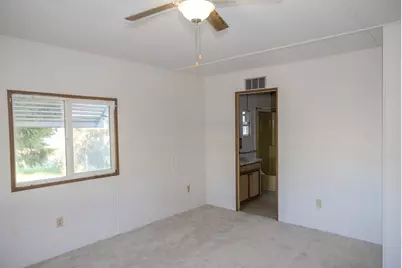 1001 Roguelea Lane, Grants Pass, OR 97526 - Photo 16