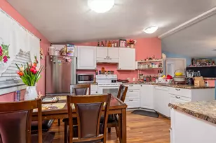958 Mindy Sue, Medford, OR 97501 - Photo 2