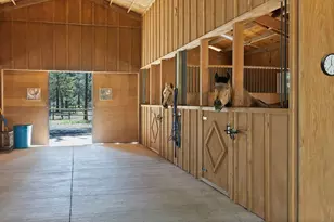 69255 Crooked Horseshoe Rd, Sisters, OR 97759 - Photo 122