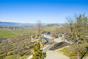 3320 North Foothill Road, Medford, OR 97504 - Photo 84