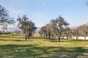 3320 North Foothill Road, Medford, OR 97504 - Photo 80