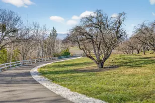 3320 North Foothill Road, Medford, OR 97504 - Photo 88