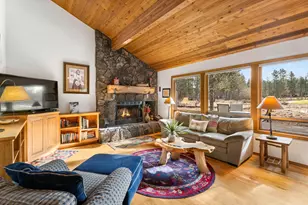 17764 Malheur Ln, Sunriver, OR 97707 - Photo 2