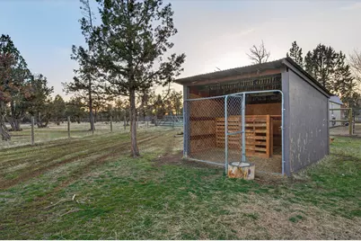 3940 NE Zamia Avenue, Redmond, OR 97756 - Photo 54