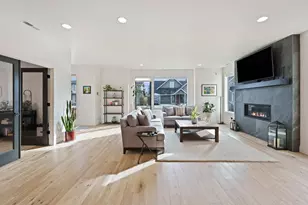 20521 SE Dorset Pl, Bend, OR 97702 - Photo 8