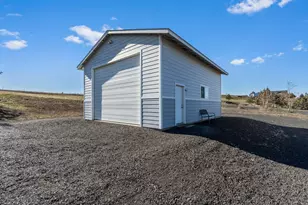 569 SE Nugget Ln, Madras, OR 97741 - Photo 22