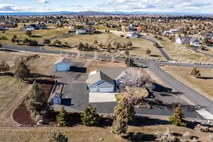 569 SE Nugget Ln, Madras, OR 97741 - Photo 24