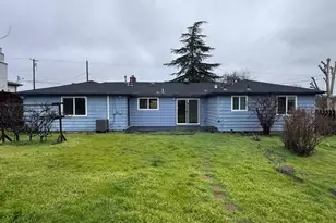 2473 Corona Ave, Medford, OR 97504 - Photo 4