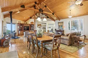 3601 Campus View Dr, Grants Pass, OR 97527 - Photo 28