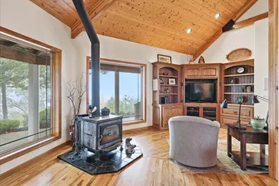 3601 Campus View Drive, Grants Pass, OR 97527 - Photo 20