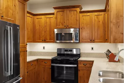 20760 NE Smoke Stack Lane, Bend, OR 97701 - Photo 12