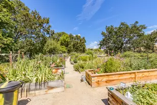 843 Plum Ridge Dr, Ashland, OR 97520 - Photo 42