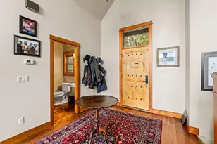 252 Frontier Ln, Grants Pass, OR 97526 - Photo 6