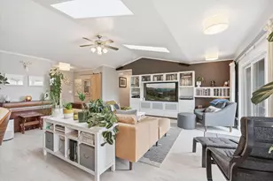 2074 SE Kayleigh Way, Grants Pass, OR 97526 - Photo 6