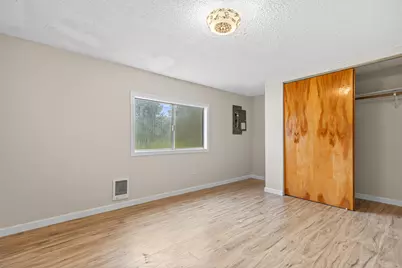 180 Long Acres Road, Grants Pass, OR 97527 - Photo 20