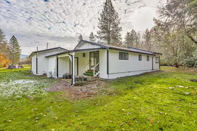 180 Long Acres Road, Grants Pass, OR 97527 - Photo 24