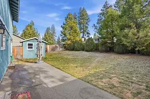 2500 NW Summerhill Dr, Bend, OR 97703 - Photo 32