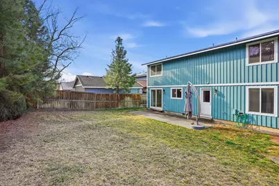 2500 NW Summerhill Drive, Bend, OR 97703 - Photo 34